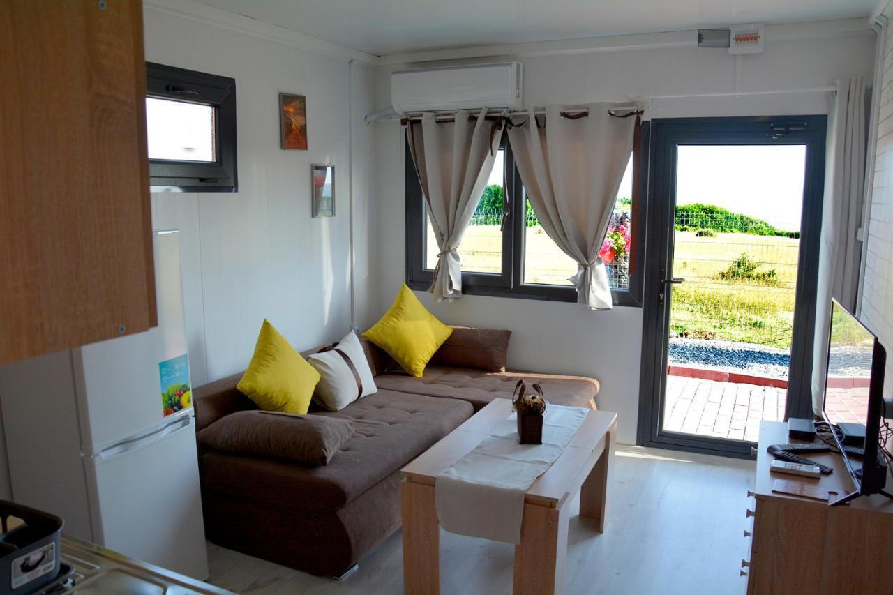 Къщички Поляните Hotel Sinemoretz Eksteriør billede